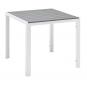 Mesa garibaldi, metal blanco, tablero polywood gris, 80 x 80 cms.