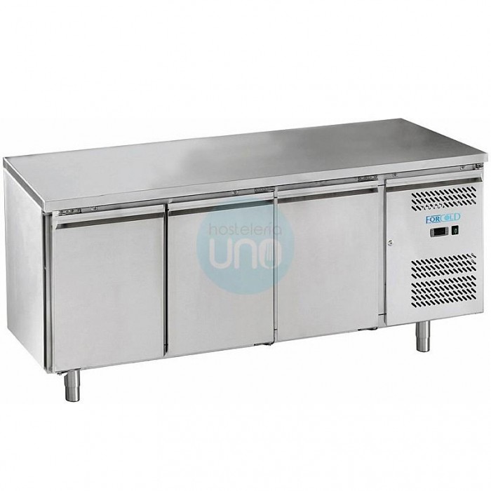 Mesa Refrigerada Bajo Mostrador 3 Puertas, 1,8 Metros, Fondo 70 cm, sin Peto, ForCold