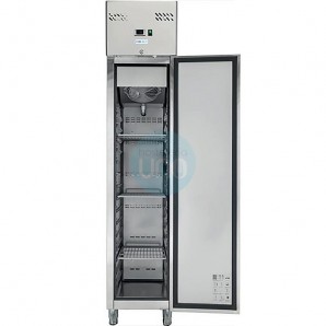 Nevera Estrecha, 45 cm Ancho, 74 cm Fondo, 300 Litros, 3 Estantes GN1/1, Forcold