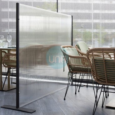 Mampara de 180 × 135 cm de policarbonato celular 10 mm - EXTERIOR